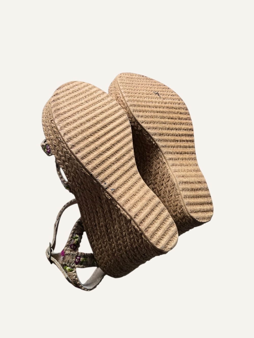 Y2k Tan Floral Embroidered Wedge Sandals! - Picture 4 of 5